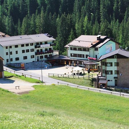 Santa Maria Ad Nives Hotel Canazei Buitenkant foto