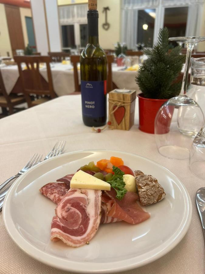 Santa Maria Ad Nives Hotel Canazei Buitenkant foto
