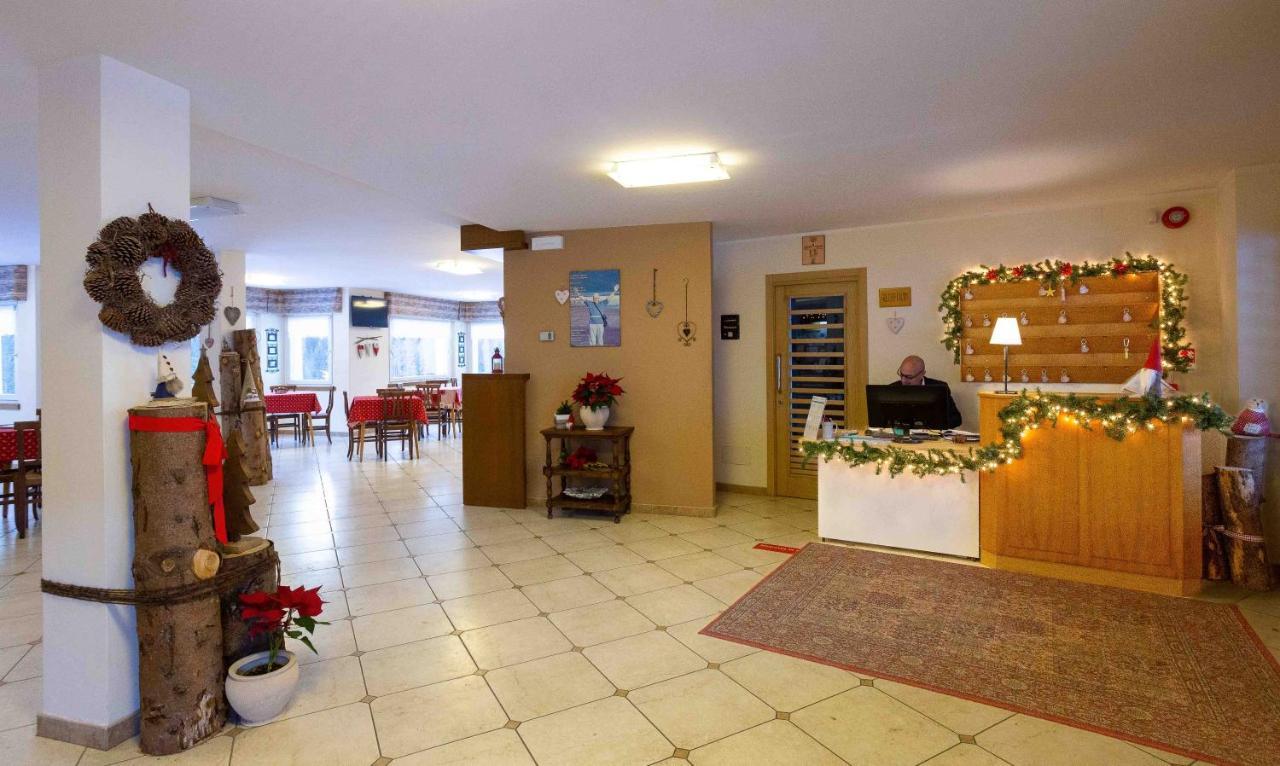 Santa Maria Ad Nives Hotel Canazei Buitenkant foto