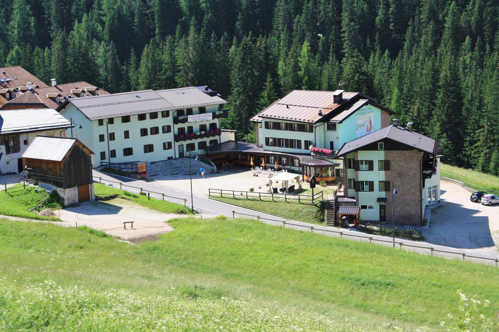 Santa Maria Ad Nives Hotel Canazei Buitenkant foto
