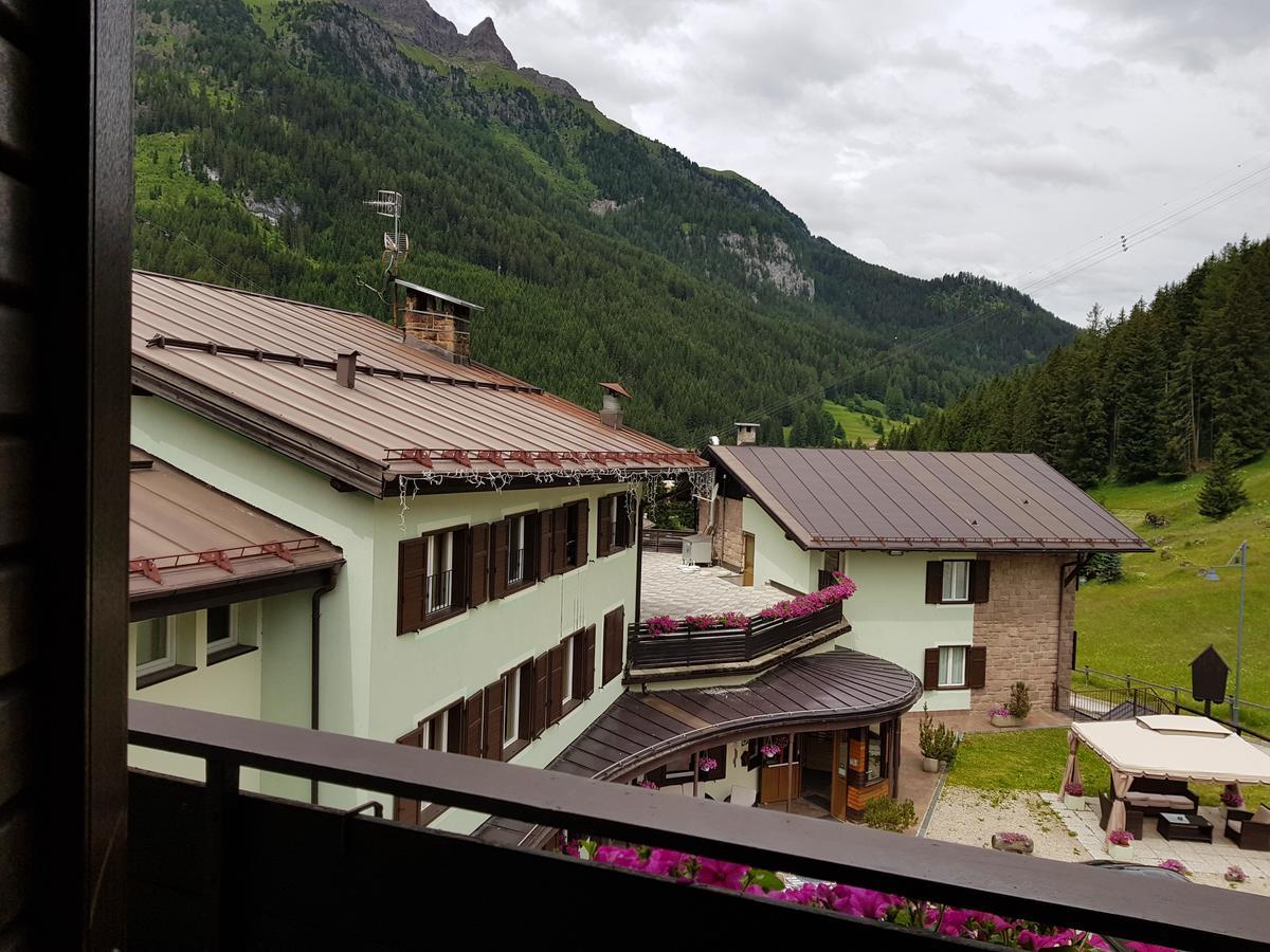 Santa Maria Ad Nives Hotel Canazei Buitenkant foto